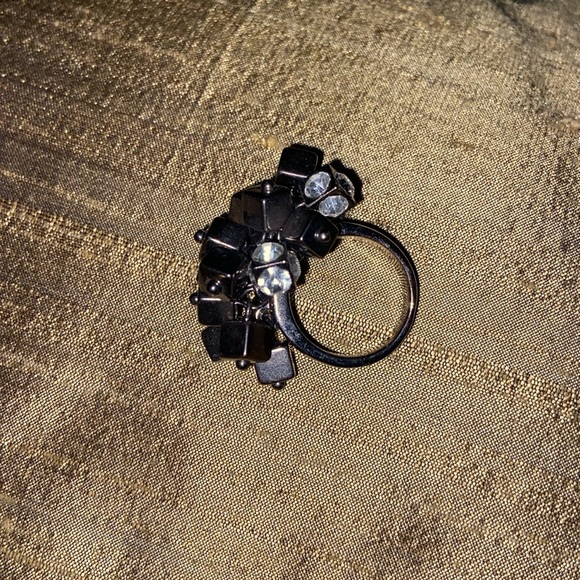 Fashion blingy ring size 6 - Picture 6 of 8